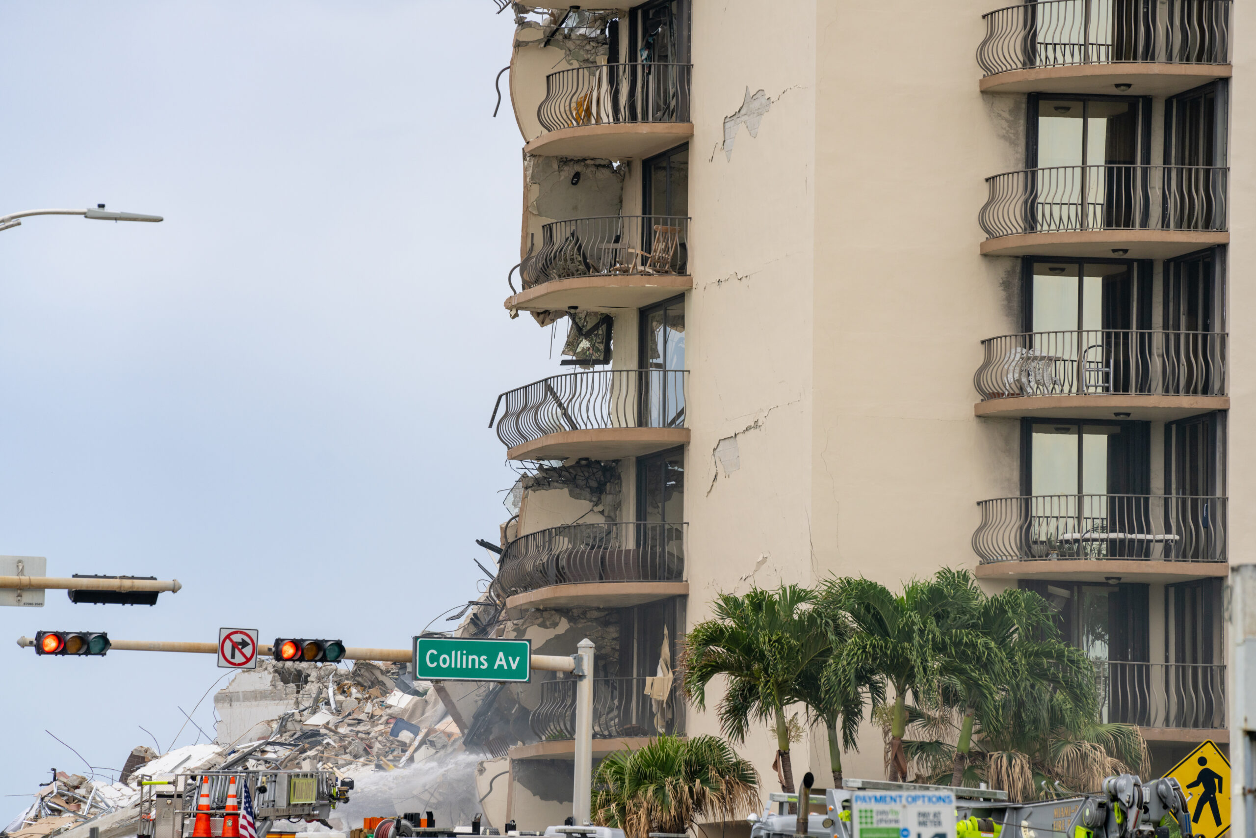 Sections of the champlain towers Surfside Miami Beach which collapsed Champlain Condominium Towers South, Surfside, FL